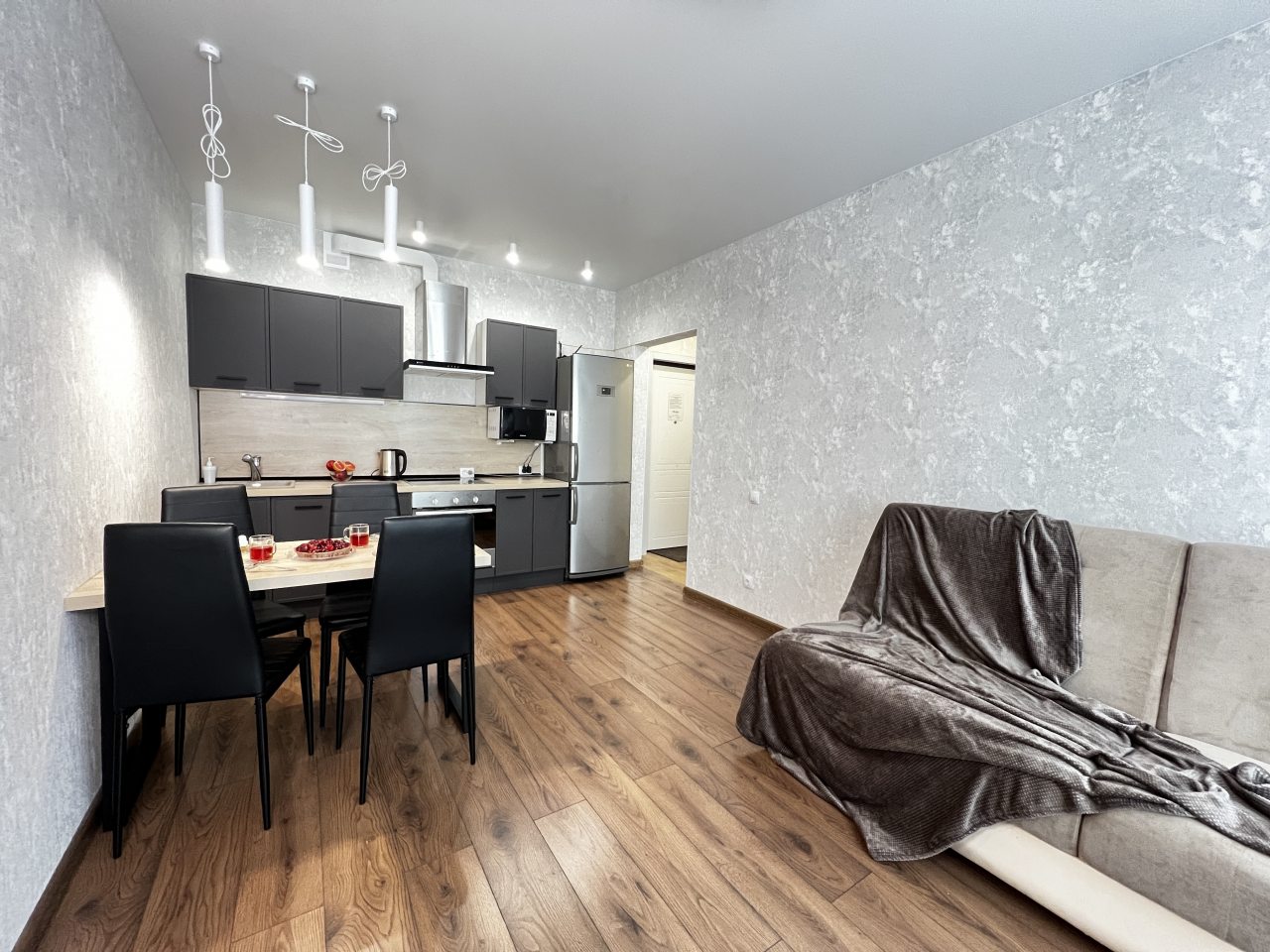 Шестиместный (Ясный берег 33, 5 этаж), Апартаменты HOME Ясный берег 33