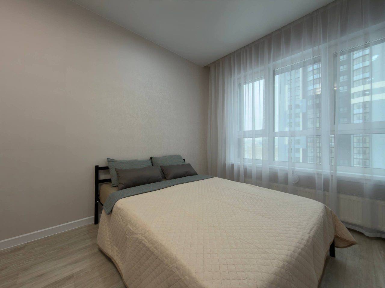 Шестиместный (Ясный берег 33, 9 этаж), Апартаменты HOME Ясный берег 33