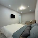 Шестиместный (Ясный берег 33, 9 этаж), Апартаменты HOME Ясный берег 33
