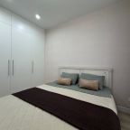 Шестиместный (Ясный берег 33, 9 этаж), Апартаменты HOME Ясный берег 33