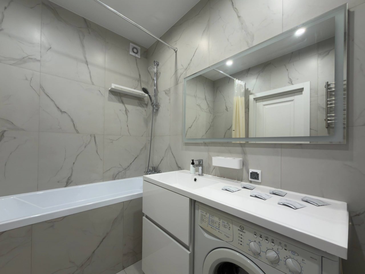 Шестиместный (Ясный берег 33, 9 этаж), Апартаменты HOME Ясный берег 33
