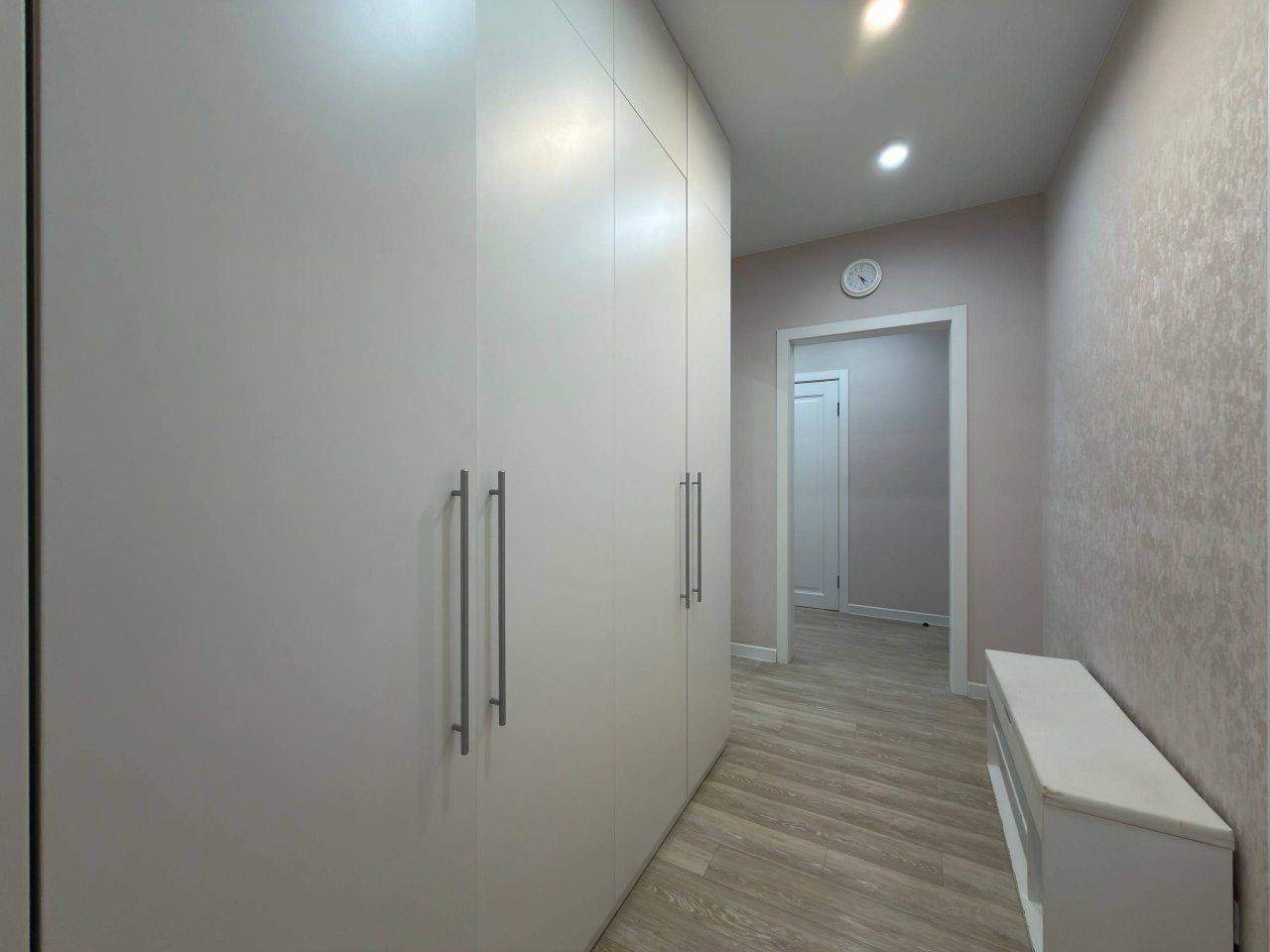 Шестиместный (Ясный берег 33, 9 этаж), Апартаменты HOME Ясный берег 33
