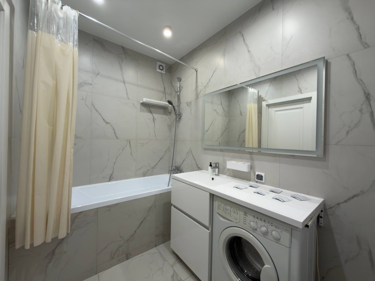 Шестиместный (Ясный берег 33, 9 этаж), Апартаменты HOME Ясный берег 33