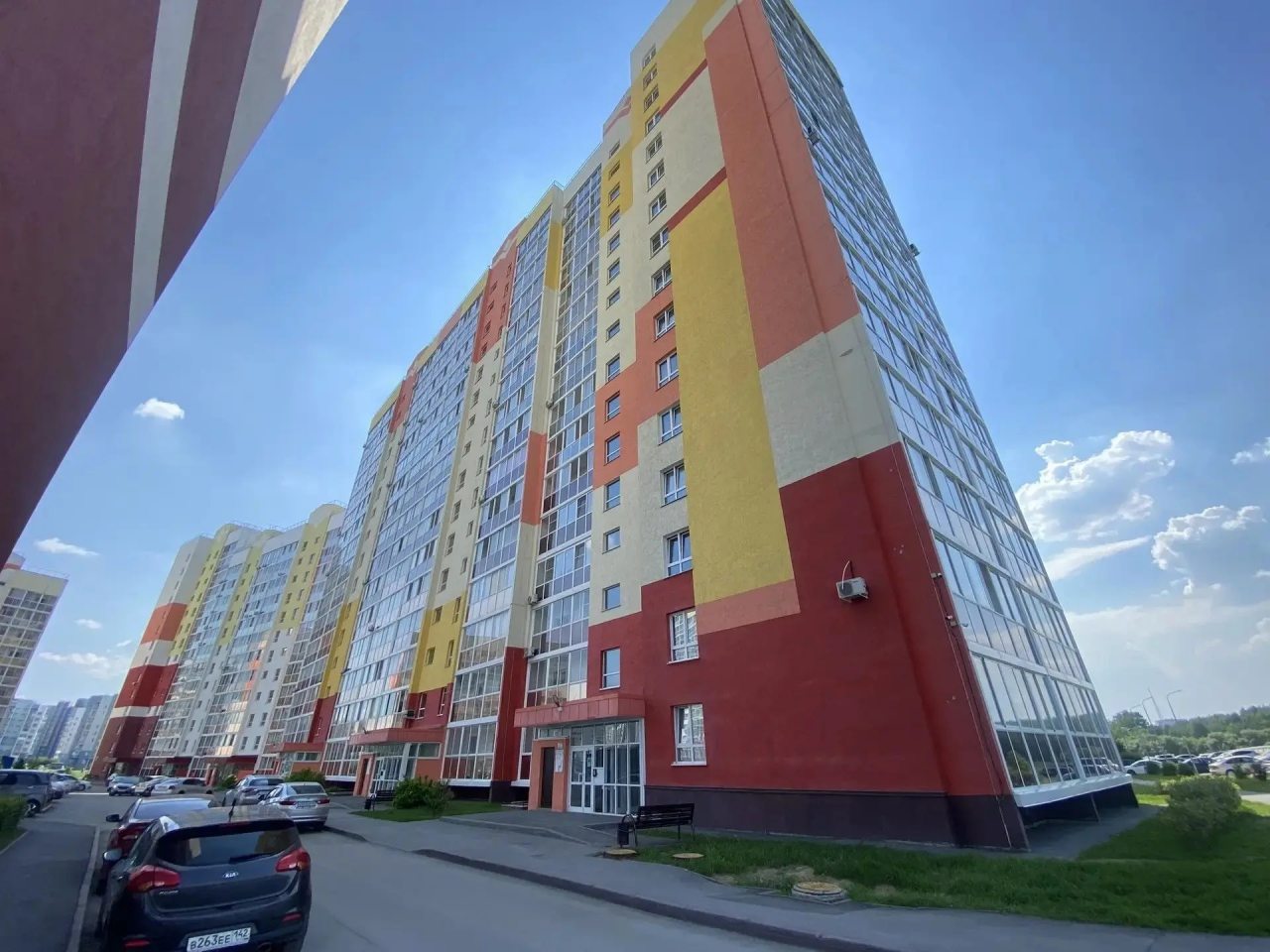 Апартаменты (Сибирь Хаус около теннисного корта), Апартаменты Сибирь Хаус на проспекте Химиков