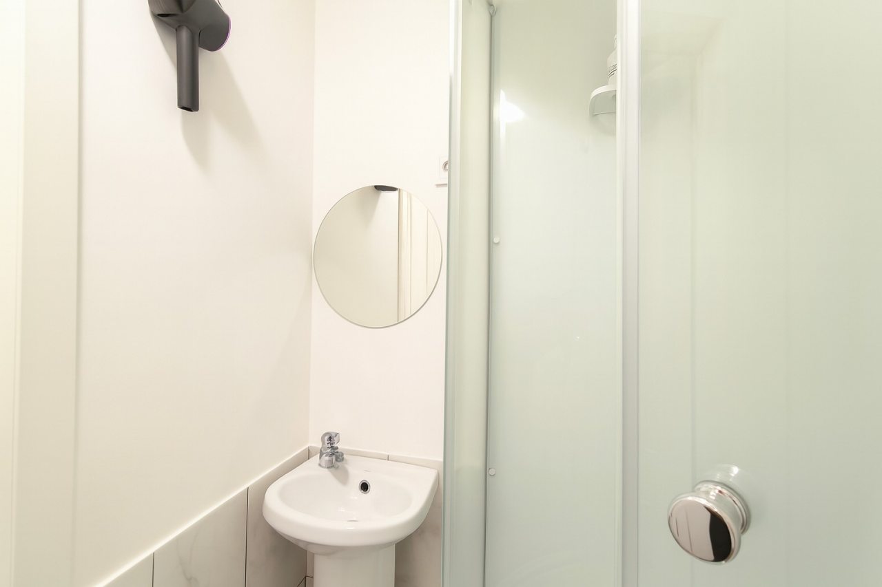 Апартаменты (Студия у ТРК Семья — Liberty Sity Apartments), Апартаменты Liberty Sity Apartments
