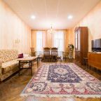Апартаменты (На Коломенской), Апартаменты На Коломенской улице