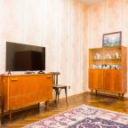 Апартаменты (На Коломенской), Апартаменты На Коломенской улице