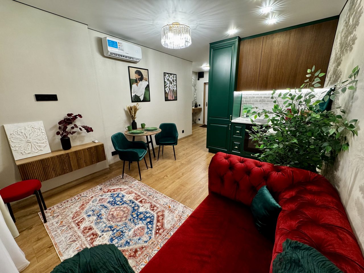 Полулюкс (Квартира 1-к. 42 м². «Изумрудная»), Апартаменты На Красных Партизан