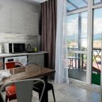 Апартаменты (О13 Кв 4 блок 2), Гостевой дом Три шага до моря