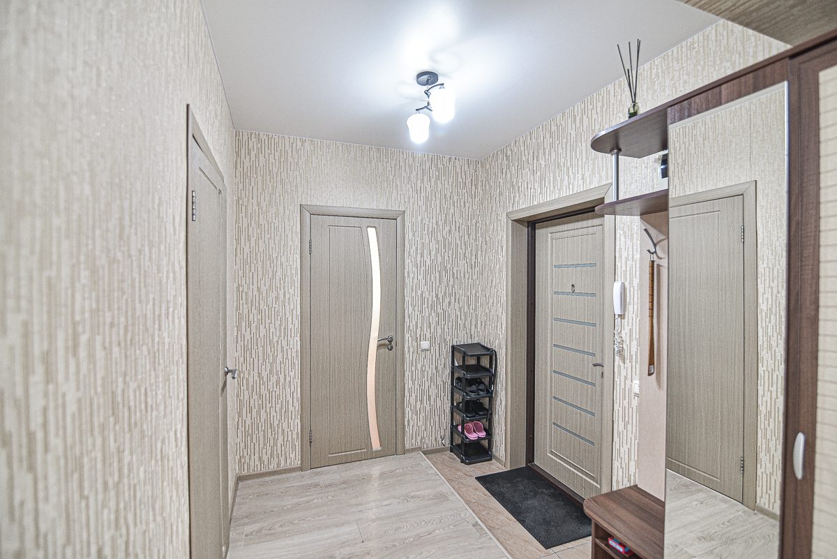 Трёхместный и более (По ул.Комсомольская 373 Б), Апартаменты Евродвушка на юге города