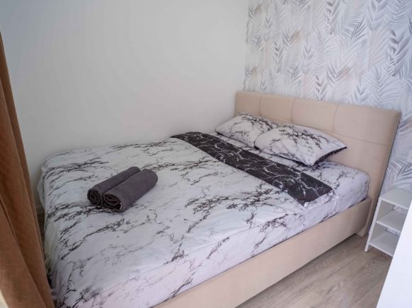 Апартаменты Hedonism Aparts на Оборонной 102Б
