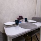 Апартаменты (На Марата 31), Апартаменты Hedonism Aparts на Марата 31