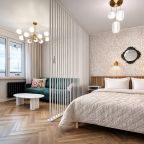 Апартаменты (ApartMari Атмосферные апартаменты рядом с островом Канта и Рыбной деревней), Апартаменты ApartMari на Генерала Павлова 8