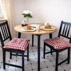 Апартаменты (ApartMari Атмосферные апартаменты рядом с островом Канта и Рыбной деревней), Апартаменты ApartMari на Генерала Павлова 8