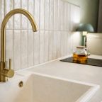 Апартаменты (ApartMari Атмосферные апартаменты рядом с островом Канта и Рыбной деревней), Апартаменты ApartMari на Генерала Павлова 8