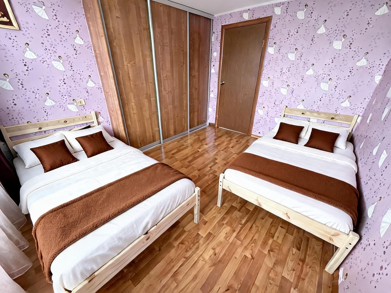 Девятиместный (С кухней и 4мя комнатами), Апартаменты На Советской 24