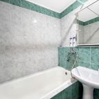 Пятиместный (С кухней и балконом), Апартаменты На Сиреневом бульваре 4
