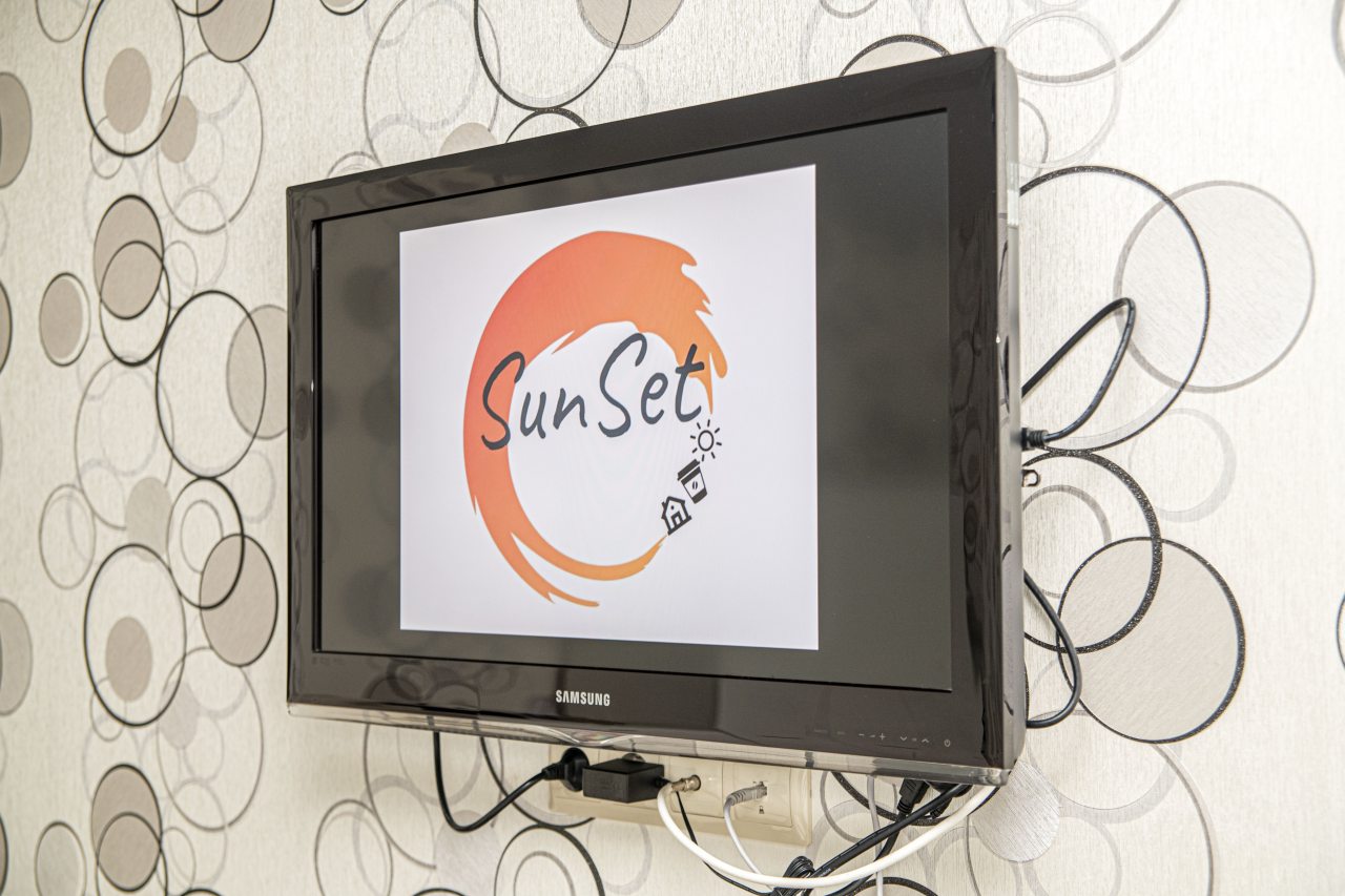 Квартира (Для 4-х гостей SunSet Магия белого), Апартаменты SunSet на Маршала Баграмяна