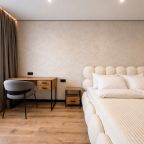 Апартаменты (ApartMari Стильная 3-комнатная квартира в центре Калининграда возле острова Канта), Апартаменты ApartMari на Октябрьской 27