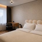 Апартаменты (ApartMari Стильная 3-комнатная квартира в центре Калининграда возле острова Канта), Апартаменты ApartMari на Октябрьской 27