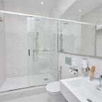 Полулюкс (Полулюкс 5*), Отель Aura City Hotel