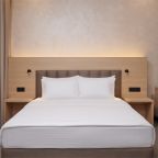 Полулюкс (Полулюкс 5*), Отель Aura City Hotel