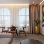 Делюкс (Представительский люкс 5*), Отель Aura City Hotel