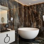Делюкс (Представительский люкс 5*), Отель Aura City Hotel