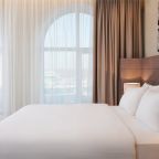 Делюкс (Представительский люкс 5*), Отель Aura City Hotel