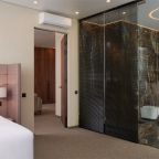 Делюкс (Представительский люкс 5*), Отель Aura City Hotel