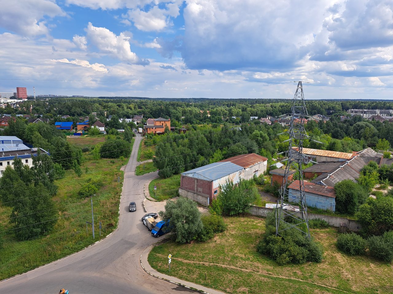 Квартира (Шикарная евро-3-комнатная на 11 этаже в микрорайоне “Гусарская баллада”), Апартаменты Good Sleep на Триумфальной 5Б