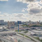 Апартаменты (Евротрешка в ЖК «Амурский парк»), Апартаменты Счастливые метры на Амурской 2к1