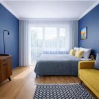 Апартаменты (ApartMari Чудесная квартира в центре Калининграда с вдохновляющим видом на Верхнее озеро), Апартаменты ApartMari на Земельной