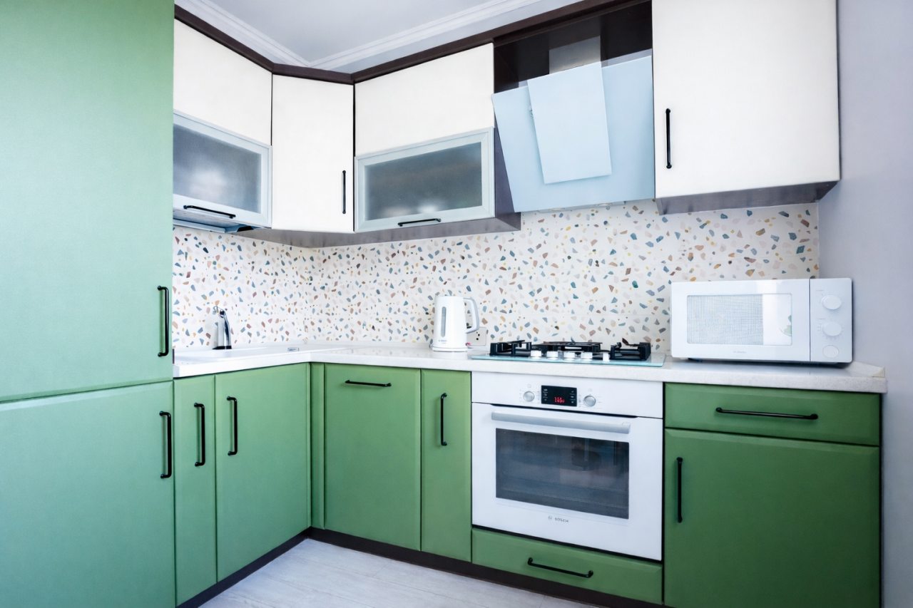 Апартаменты (ApartMari Чудесная квартира в центре Калининграда с вдохновляющим видом на Верхнее озеро), Апартаменты ApartMari на Земельной