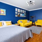 Апартаменты (ApartMari Чудесная квартира в центре Калининграда с вдохновляющим видом на Верхнее озеро), Апартаменты ApartMari на Земельной
