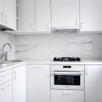 Апартаменты (ApartMari Шикарная 3-комнатная квартира на набережной реки в центре Калининграда), Апартаменты ApartMari на набережной Адмирала Трибуца 63