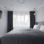 Апартаменты (ApartMari Шикарная 3-комнатная квартира на набережной реки в центре Калининграда), Апартаменты ApartMari на набережной Адмирала Трибуца 63