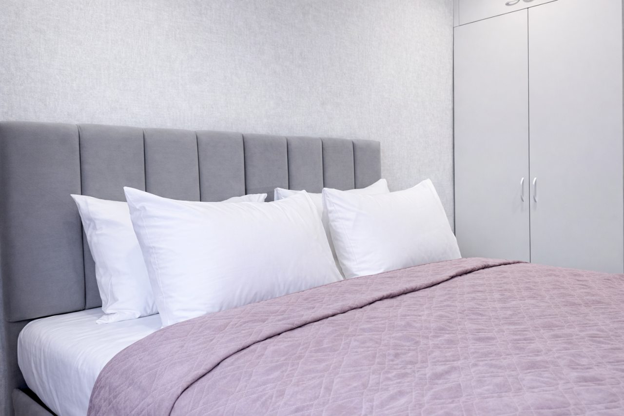 Апартаменты (ApartMari Шикарная 3-комнатная квартира на набережной реки в центре Калининграда), Апартаменты ApartMari на набережной Адмирала Трибуца 63