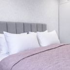 Апартаменты (ApartMari Шикарная 3-комнатная квартира на набережной реки в центре Калининграда), Апартаменты ApartMari на набережной Адмирала Трибуца 63