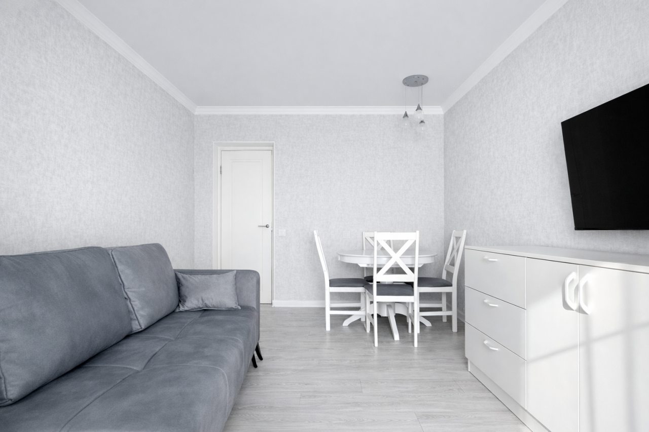 Апартаменты (ApartMari Шикарная 3-комнатная квартира на набережной реки в центре Калининграда), Апартаменты ApartMari на набережной Адмирала Трибуца 63