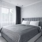 Апартаменты (ApartMari Шикарная 3-комнатная квартира на набережной реки в центре Калининграда), Апартаменты ApartMari на набережной Адмирала Трибуца 63