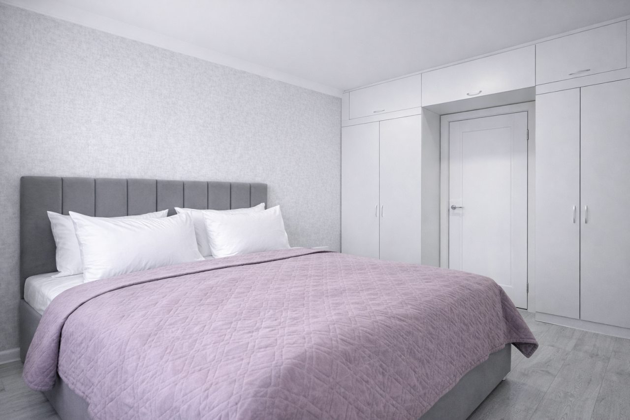Апартаменты (ApartMari Шикарная 3-комнатная квартира на набережной реки в центре Калининграда), Апартаменты ApartMari на набережной Адмирала Трибуца 63