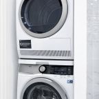 Апартаменты (ApartMari Шикарная 3-комнатная квартира на набережной реки в центре Калининграда), Апартаменты ApartMari на набережной Адмирала Трибуца 63