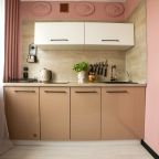 Апартаменты (ApartMari Сказочные апартаменты в центре с шикарным видом на город и Кафедральный собор), Апартаменты ApartMari на Генерала Карбышева 4