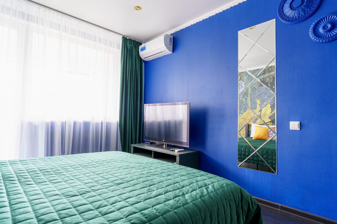 Апартаменты (ApartMari Сказочные апартаменты в центре с шикарным видом на город и Кафедральный собор), Апартаменты ApartMari на Генерала Карбышева 4