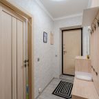 Трёхместный и более (Три комнаты счастья), Апартаменты Три комнаты счастья