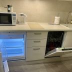 Апартаменты (У реки • потолки 3,2 м • 28 м² • До 3 гостей • Дизайнерский интерьер • Бесконтактное заселение 24/7), Апартаменты По улице Искры 88к3