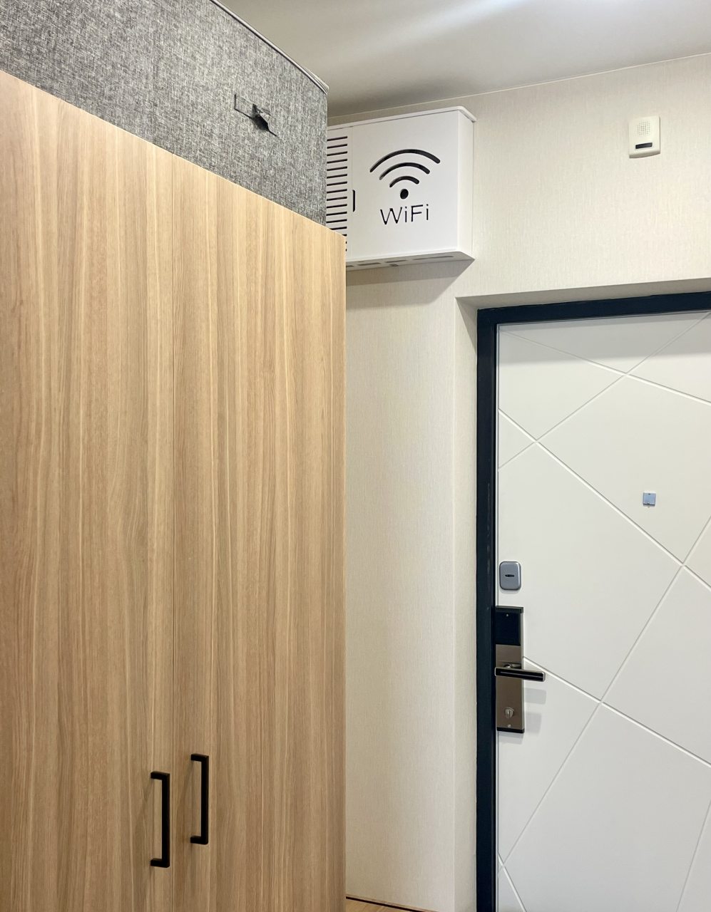 Апартаменты (У реки • До 3 гостей • Балкон • Быстрый Wi-Fi • Для отдыха, работы и зимовки), Апартаменты На улице Искры 88к8