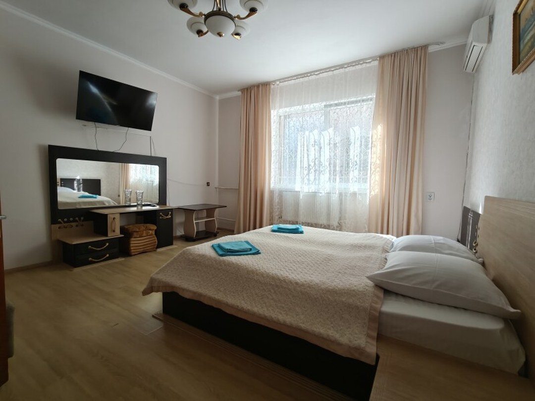 Стандарт 3+3 с кухней-беседкой из 2х комнат (99) — фото 2