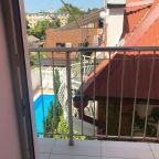 Номера с большими балконами и красивым видом